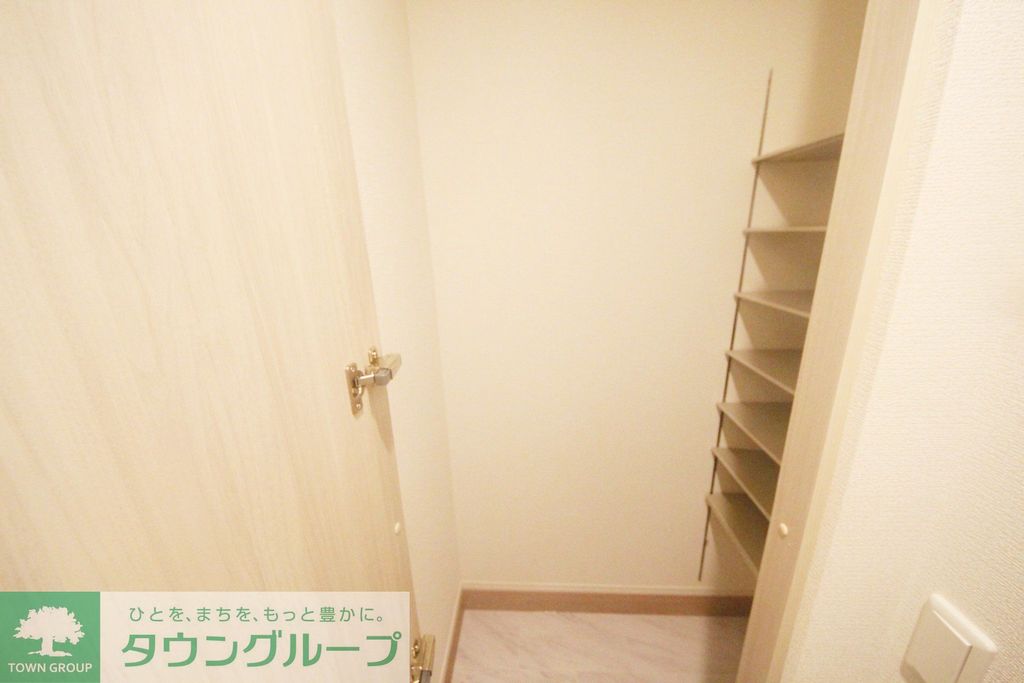 収納　シューズインクローゼット