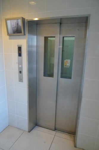 その他　エレベーター