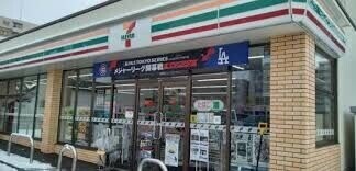 コンビニ　セブンイレブン札幌月寒中央通店（コンビニ）まで229m