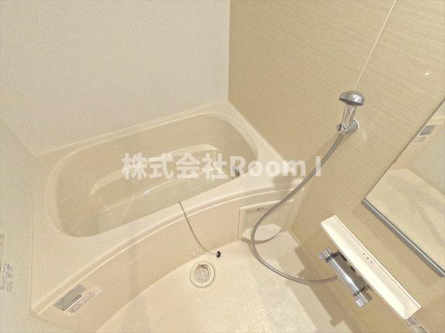 バス・シャワールーム　お風呂で日々の疲れを落としましょう