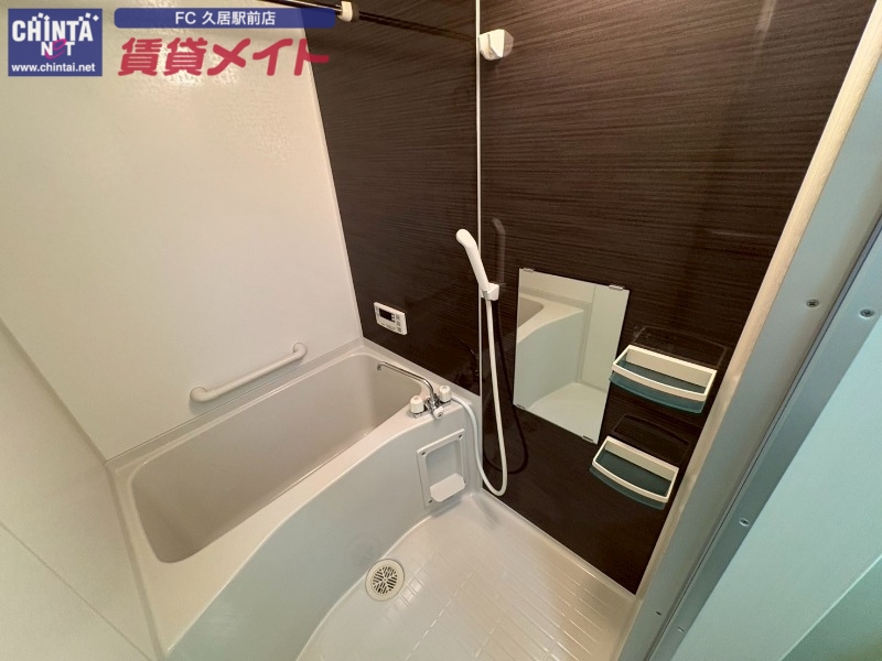 バス・シャワールーム　同物件別室反転タイプ画像