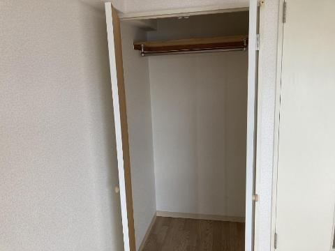 収納　クローゼット