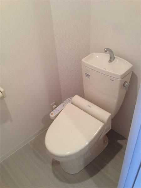 トイレ　ゆったりとした空間のトイレです