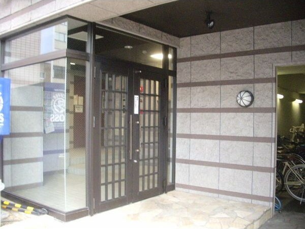 地下鉄東山線 池下駅 徒歩4分 12階建 築39年の外観写真