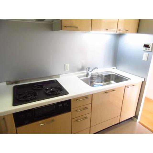 キッチン　※写真は同タイプ住戸です。
