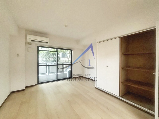 居室・リビング　洋室のお部屋です。