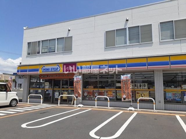 コンビニ　ミニストップ 水戸駅南店（コンビニ）まで470m