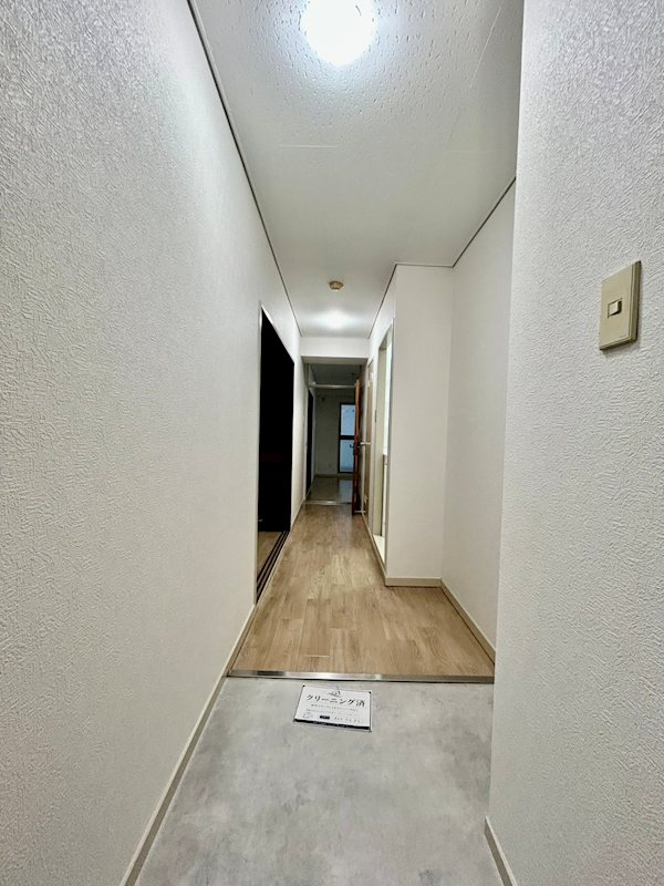 エスポワールコナカビルの玄関写真