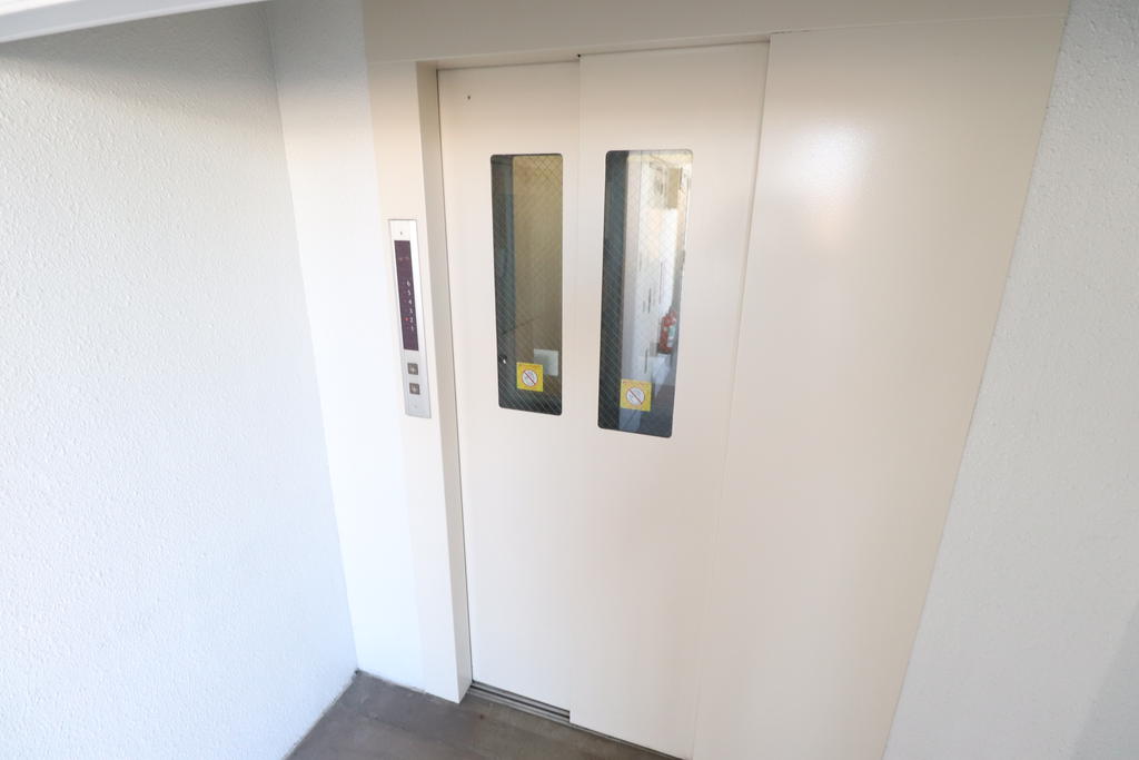 その他共有部分　エレベーター付きです！