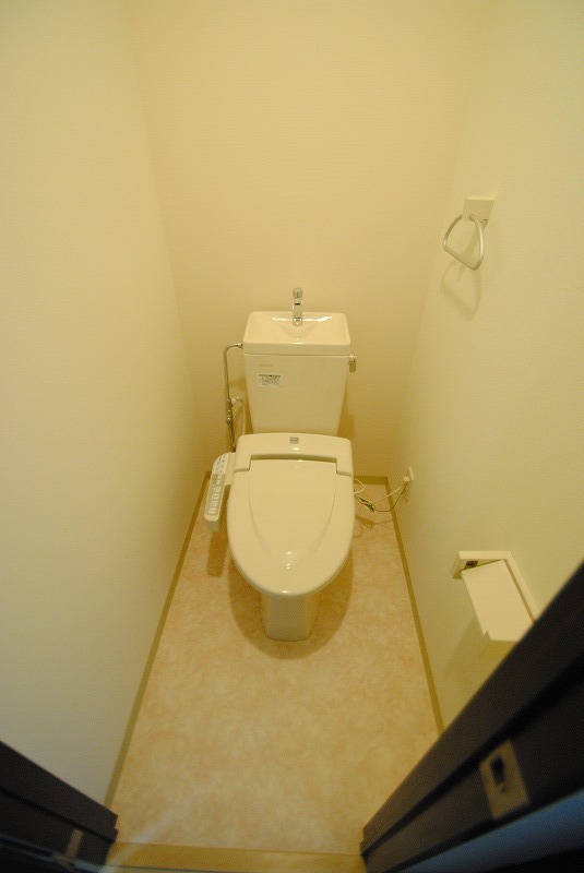 トイレ　ウォシュレット付きトイレ
