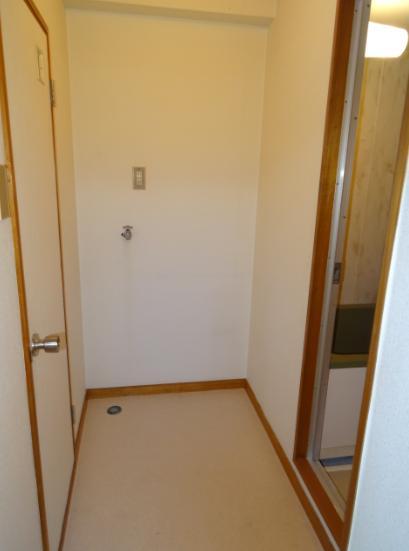 その他設備　室内洗濯機置き場！