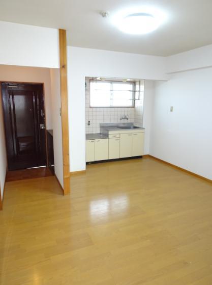 居室・リビング　広々LDK!(＾＾)!