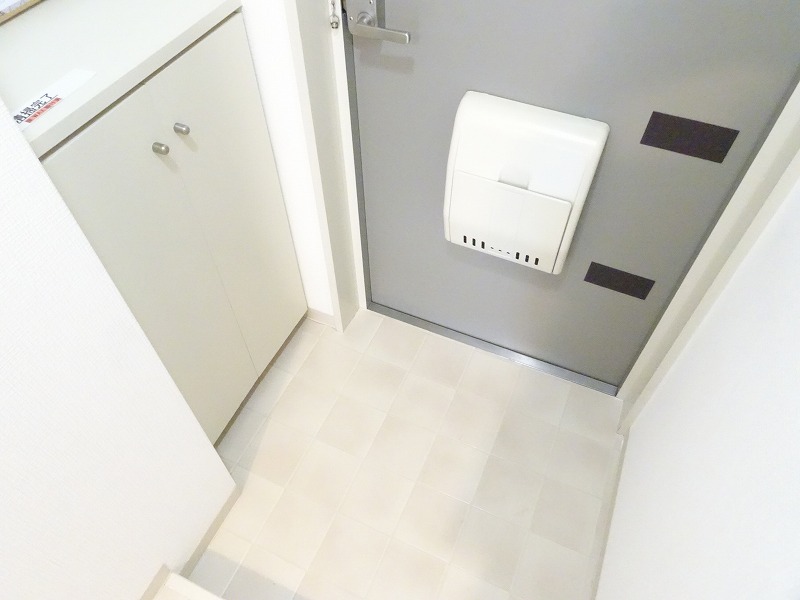 玄関　落ち着いた玄関です