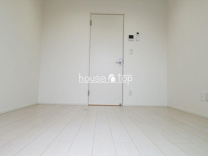 居室・リビング　洋室にはベッドやテーブルなど設置可能ですよ♪