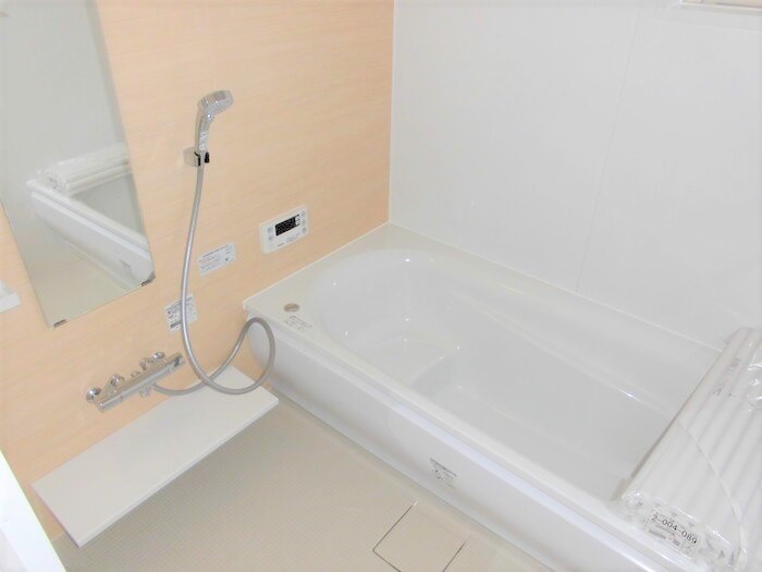 バス・シャワールーム　１坪風呂