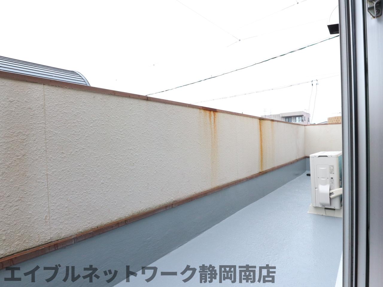 バルコニー　お洗濯にも便利なバルコニー付き