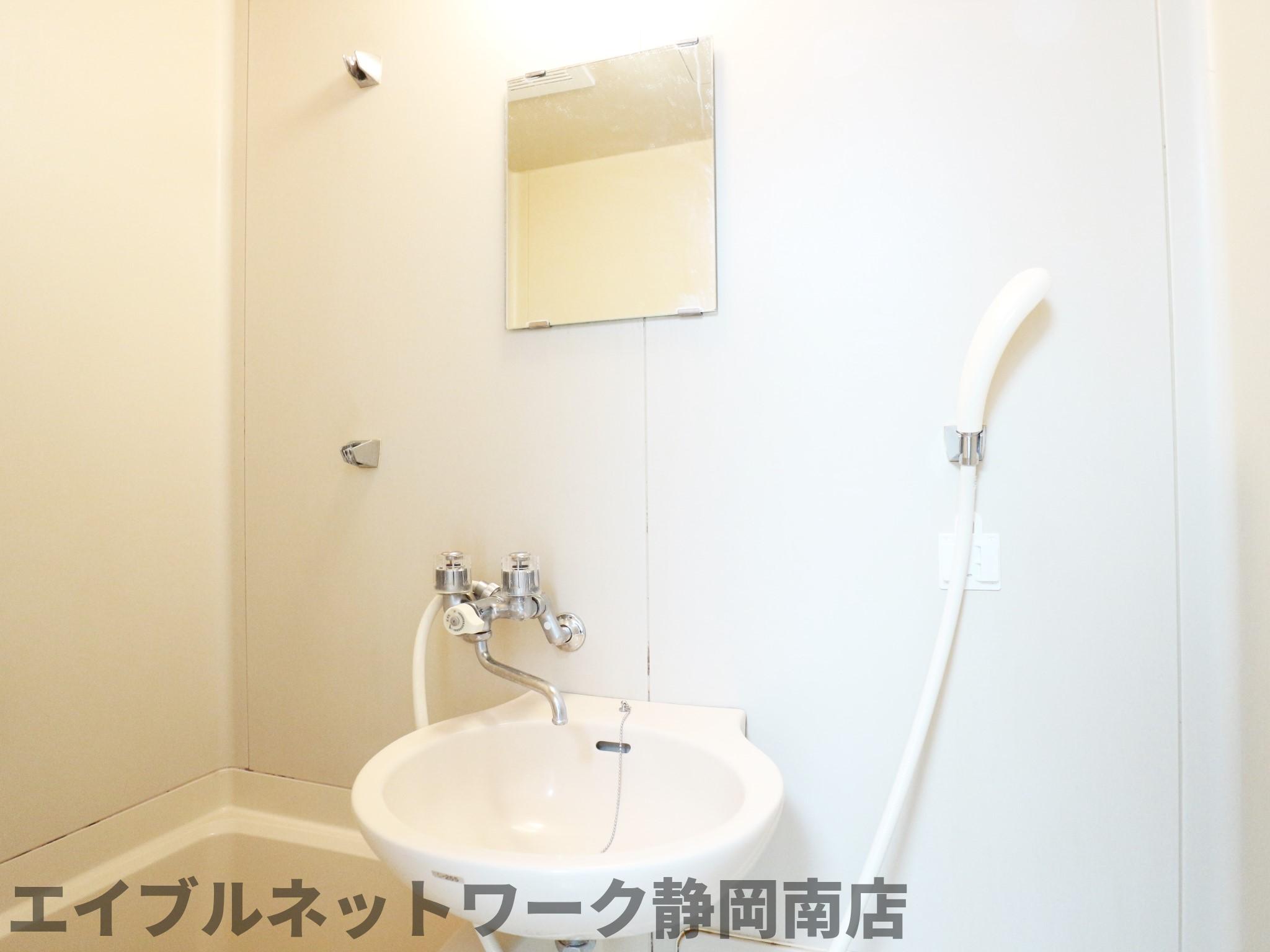 洗面設備　洗面スペースです