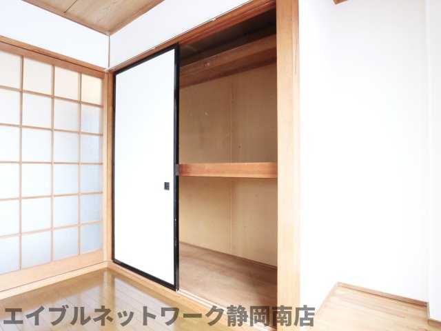 収納　たっぷりとした収納スペースです