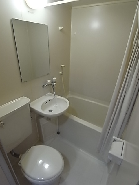 バス・シャワールーム　バスルーム