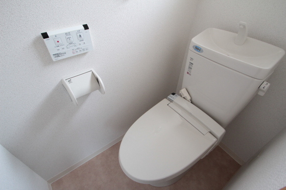 トイレ　※別部屋の写真です