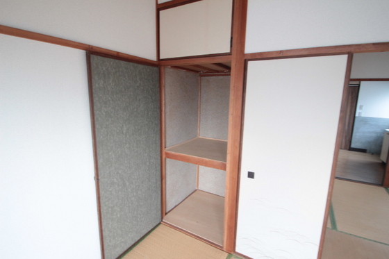 収納　※別部屋の写真です