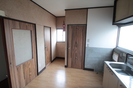 居室・リビング　※別部屋の写真です