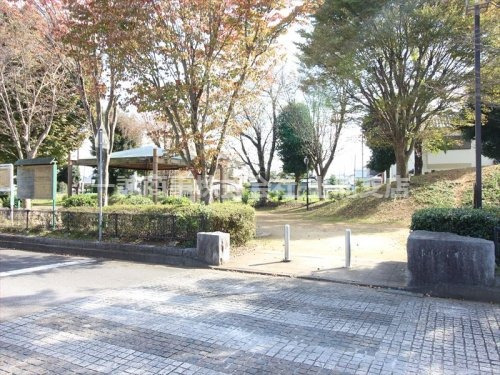 【ハイツ長南の公園】