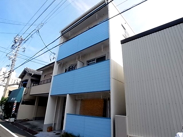 静岡市清水区入船町のマンションの建物外観
