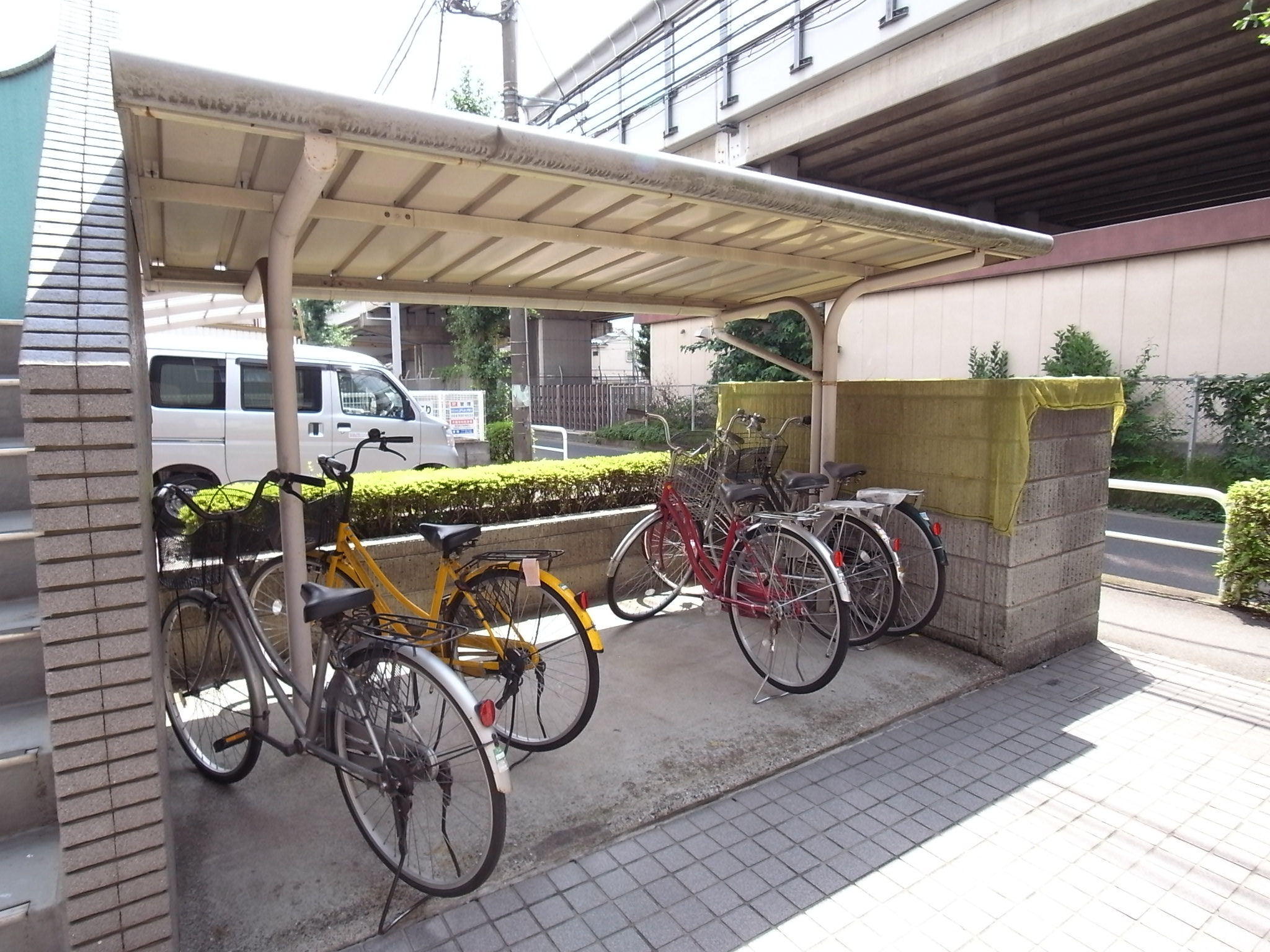 駐車場　駐輪場