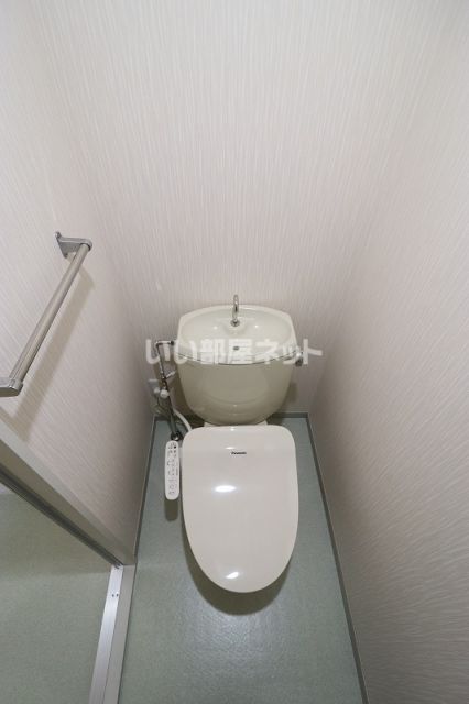 【福知山市篠尾新町のアパートのトイレ】