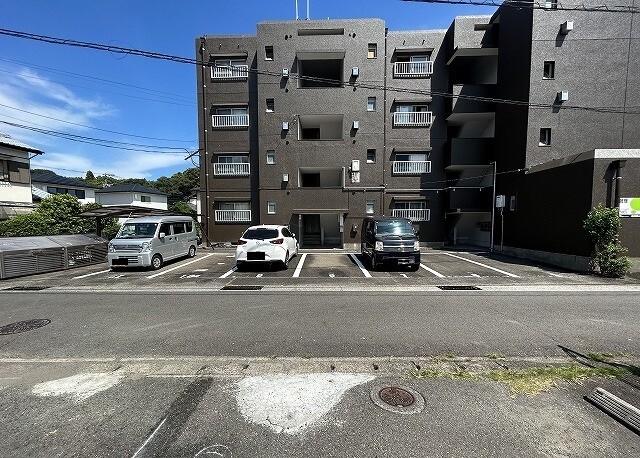 建物外観　ロザート神宮西