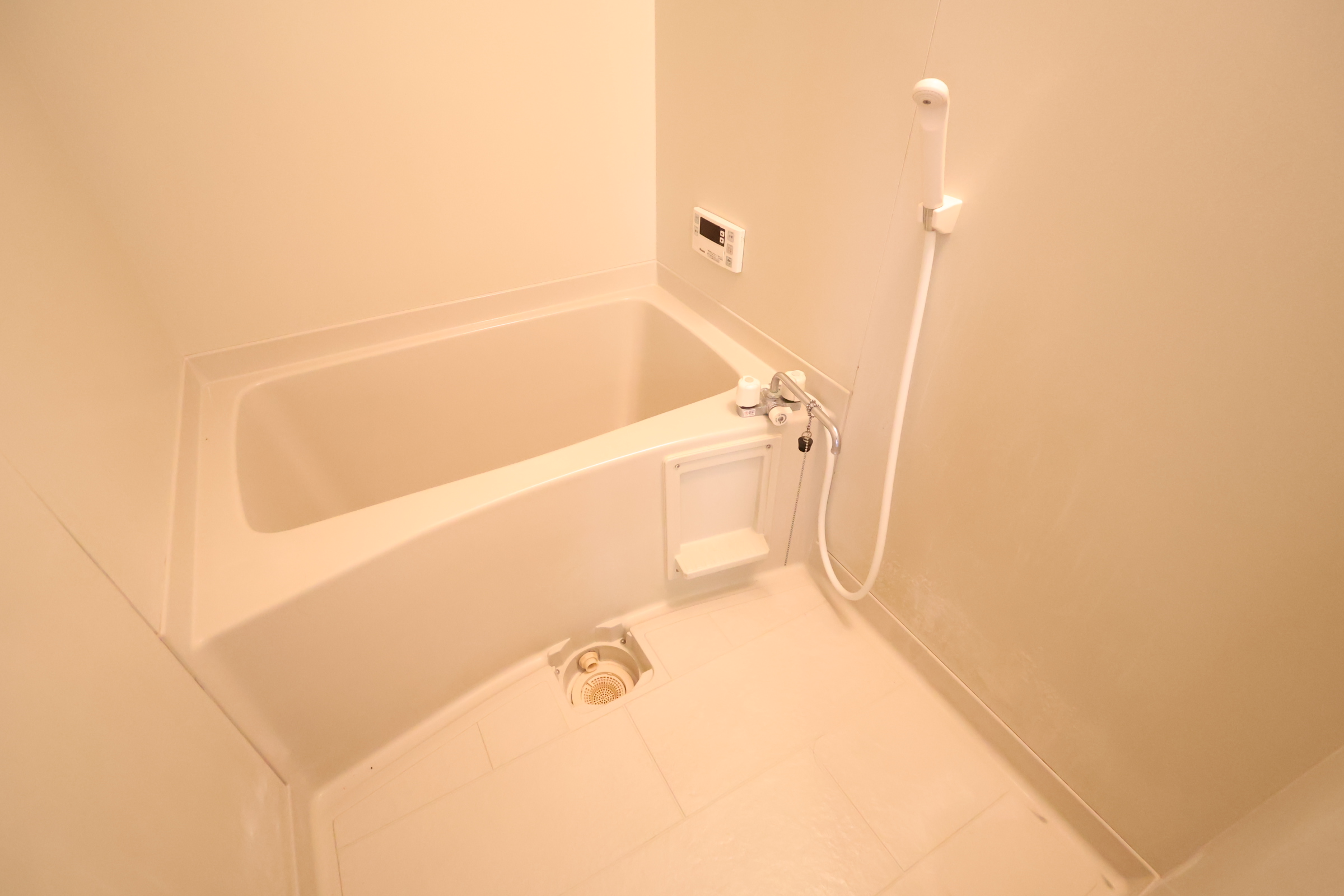 バス・シャワールーム　給湯機能付き