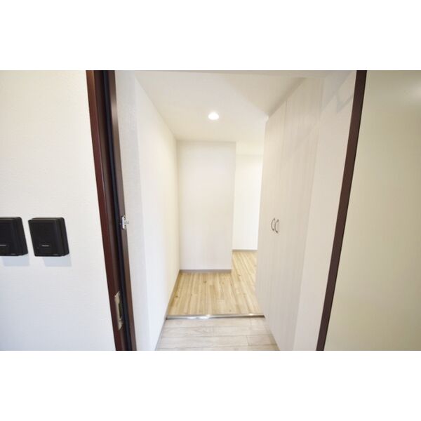 玄関　広々とした玄関です！