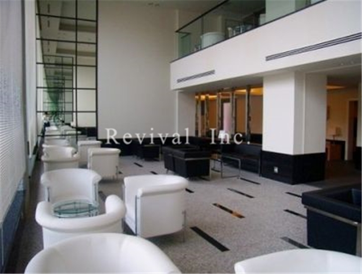 ロビー　お待ち合わせもできるスタイリッシュなロビーです。