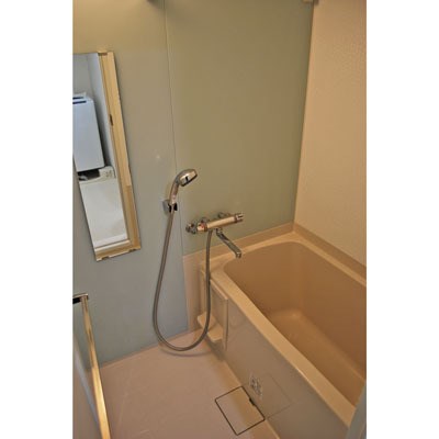 バス・シャワールーム　別号室参照写真