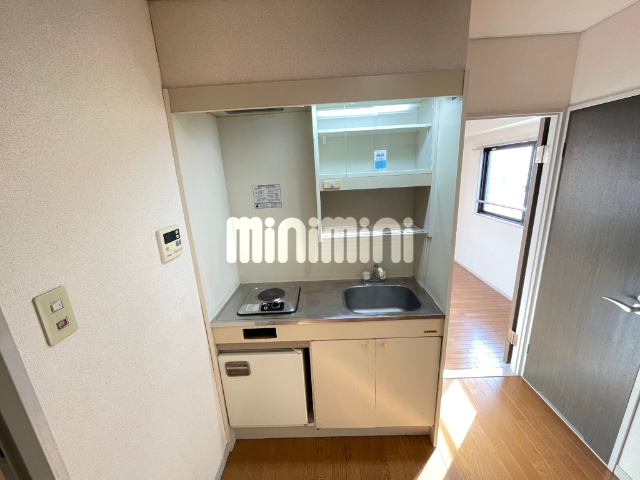 キッチン　電気コンロ