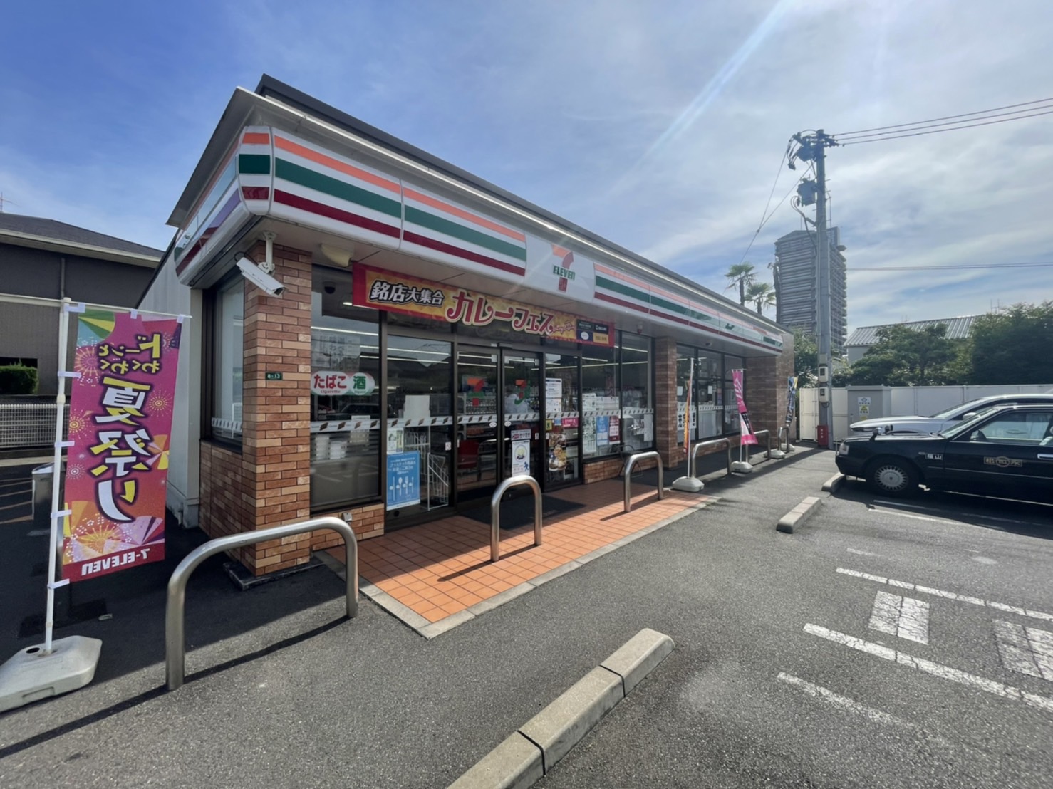 コンビニ　セブンイレブン福山東町店（コンビニ）まで435m