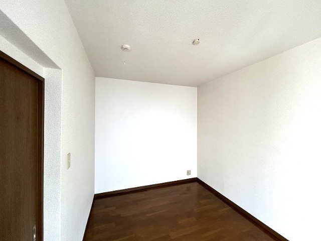 居室・リビング　※現況を優先します。