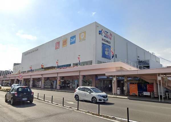 スーパー　宮交シティ（スーパー）まで224m