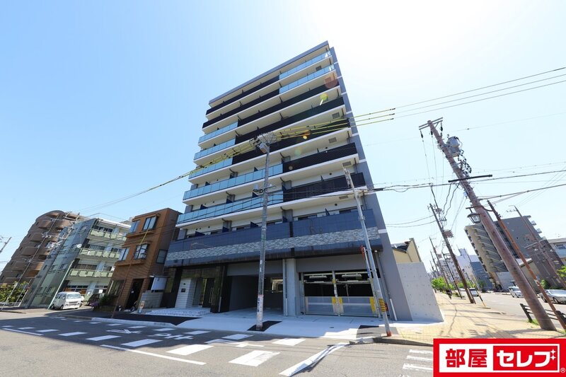 【S-RESIDENCE尾頭橋の建物外観】