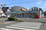 コンビニ　ファミリーマート神郷町一丁目店（コンビニ）まで317m