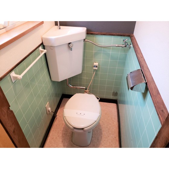 トイレ　トイレ