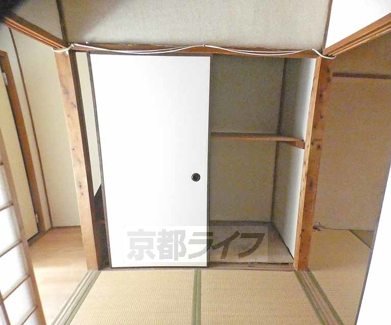 収納　二段タイプの収納でたくさん収納が出来ます。