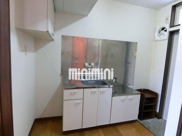 キッチン　コンパクトなキッチン。２口コンロ置けますよ。