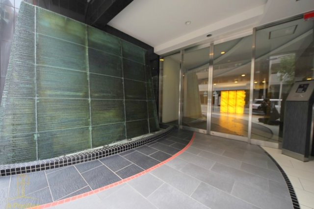 エントランス　ミュプレ北浜EAST