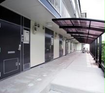 その他共有部分　共用部分は清掃業者が清掃しております。