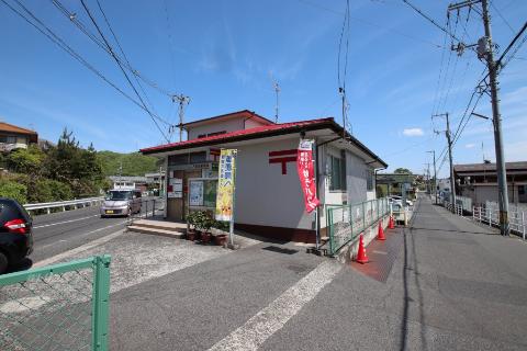 その他　春日郵便局（その他）まで331m