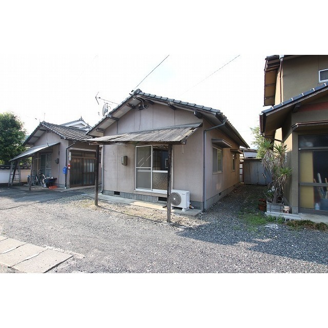 上河原戸建借家の建物外観