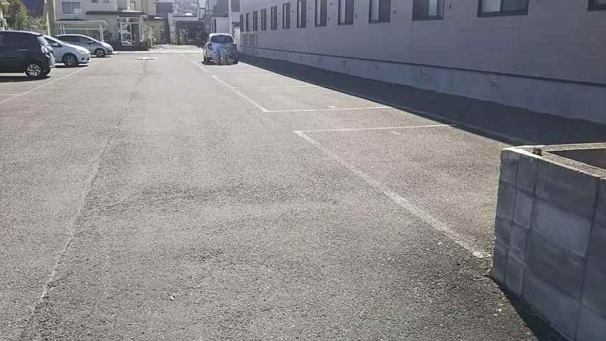 駐車場　駐車場
