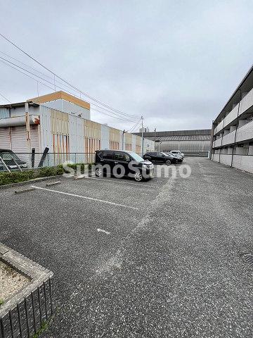 駐車場　駐車場です